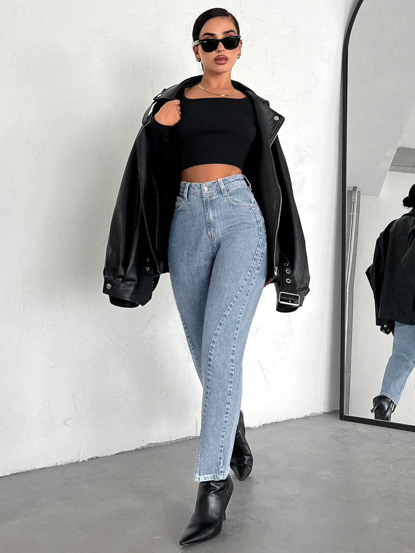 women’s high-waist straight leg jeans Nushes 