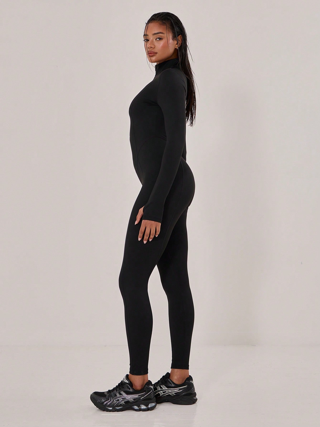 Women’s Long Sleeve Sports Jumpsuit – High Neck Stretch Activewear One-Piece