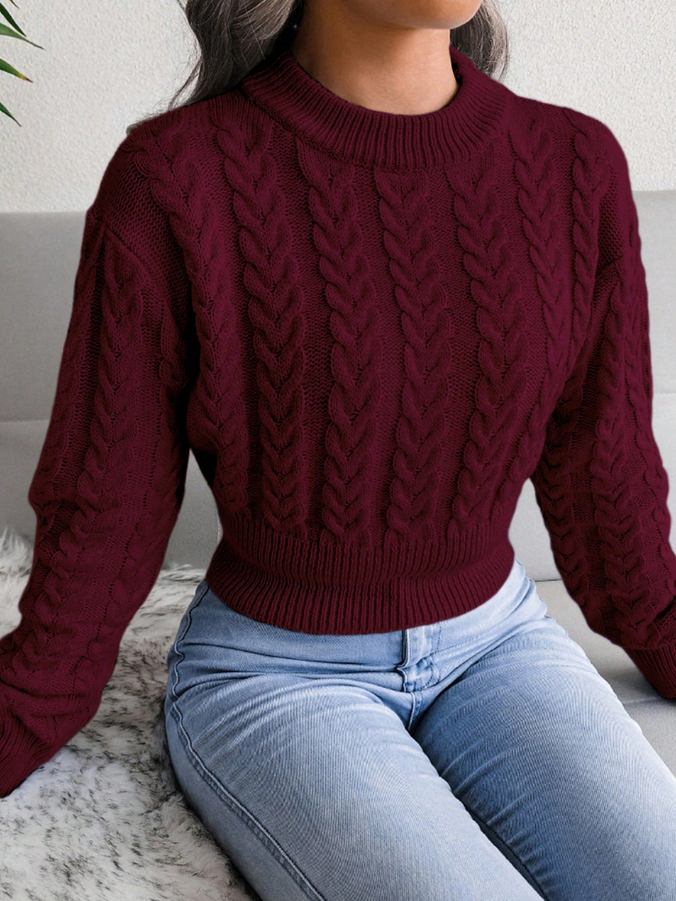 Women’s Cable-Knit Cropped Sweater – Round Neck Long Sleeve Ribbed Pullover
