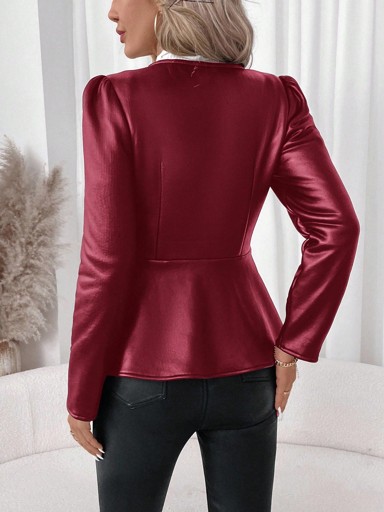 Women’s Faux Leather Fur Lined Jacket – Thick Winter Coat with Zipper Closure