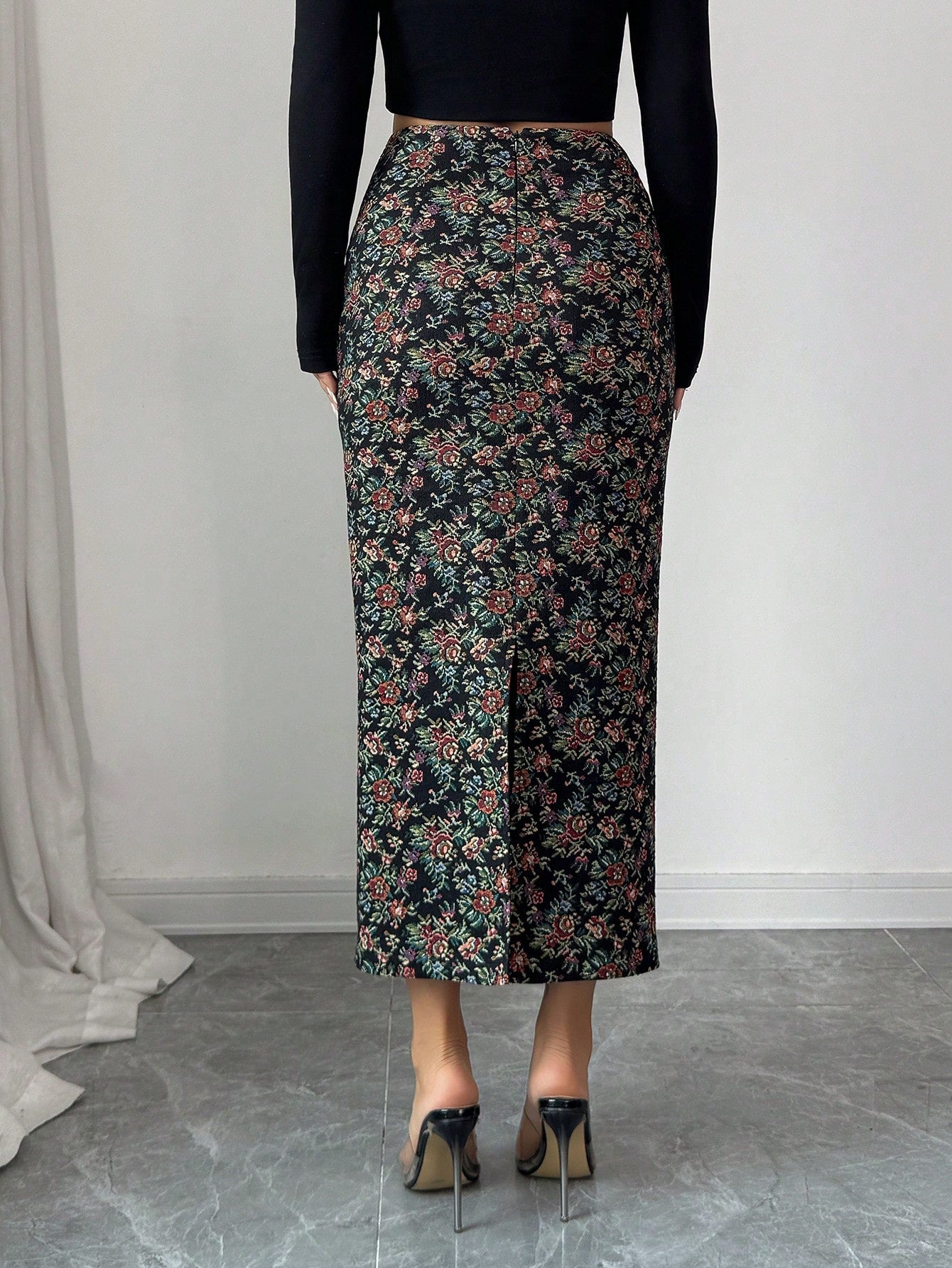 Women’s Elegant Jacquard Bodycon Midi Skirt – High Waist Floral Texture Skirt