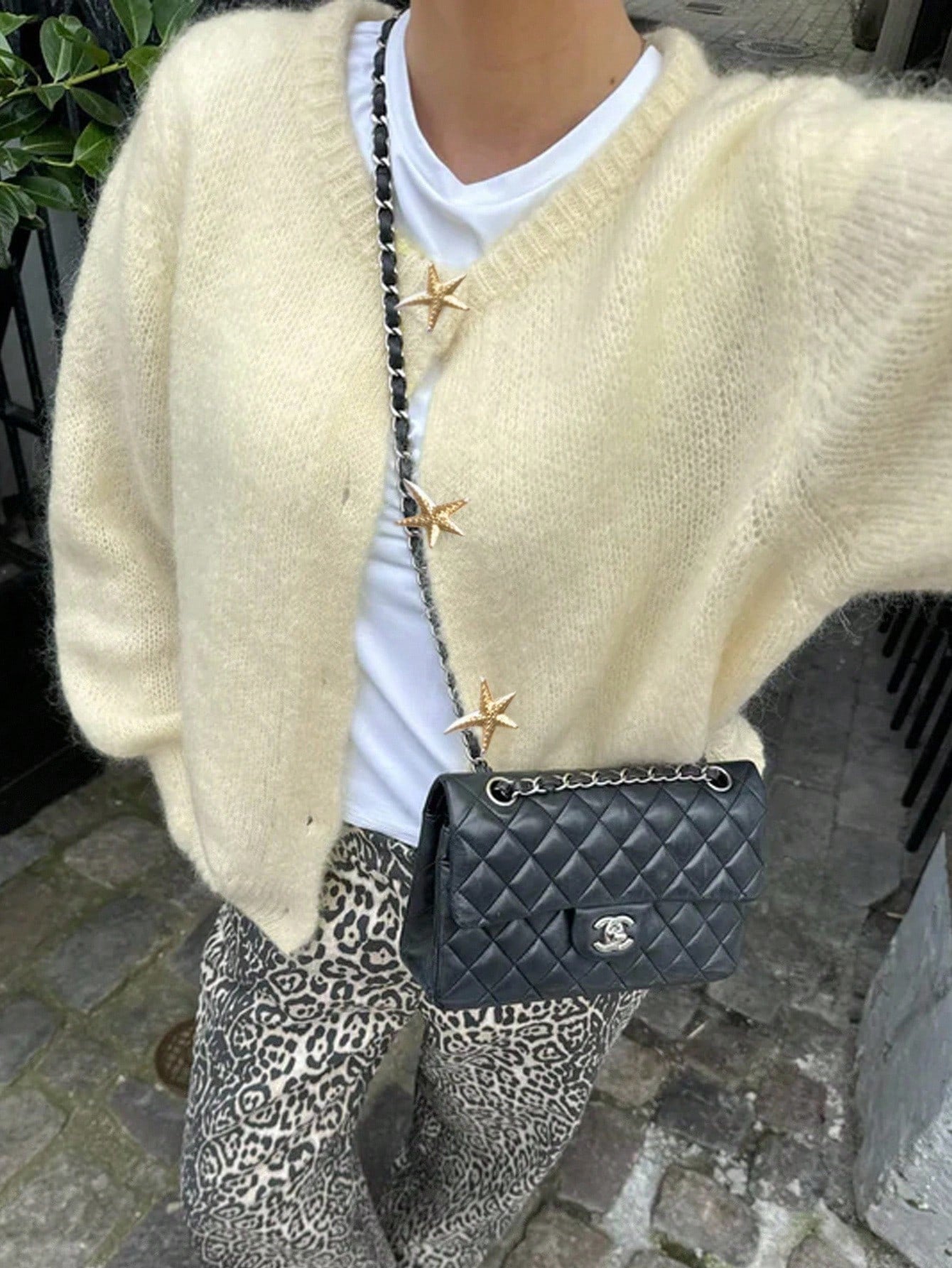 women’s v-neck knit cardigan starfish clasp Nushes 