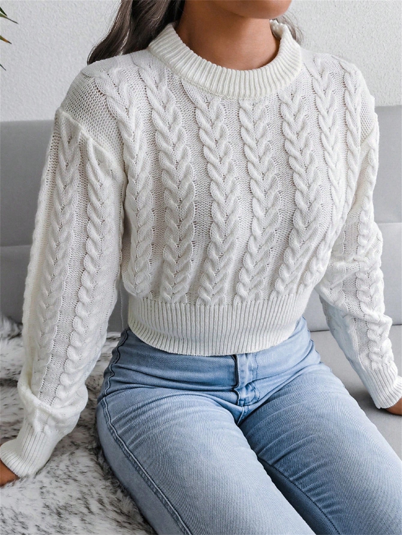 Women’s Cable-Knit Cropped Sweater – Round Neck Long Sleeve Ribbed Pullover